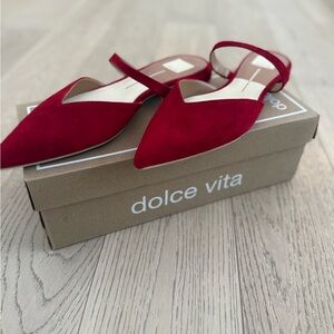 Dolce Vita Red Heels Sleek Modern Design